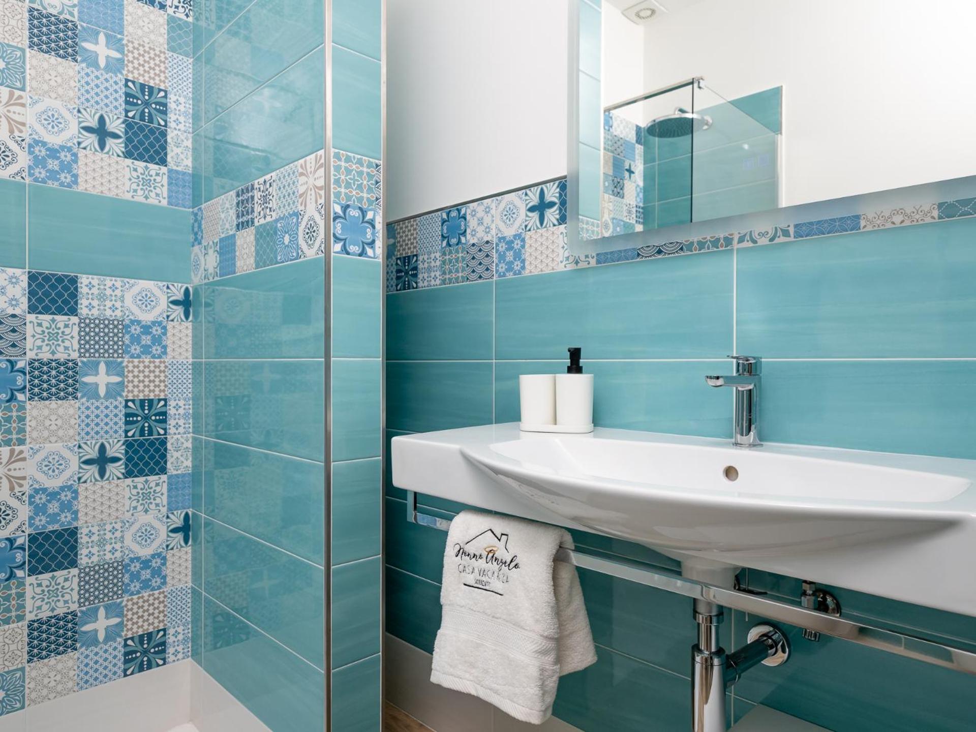 Nonno Angelo - 4 Bedrooms With Free Parking & Seaview Balcony Сорренто Экстерьер фото