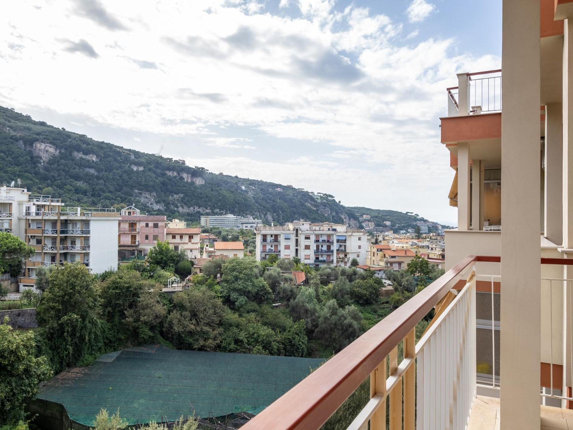 Nonno Angelo - 4 Bedrooms With Free Parking & Seaview Balcony Сорренто Экстерьер фото